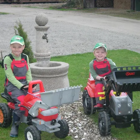 Çiftlik konaklama Schmiedbauernhof Fuschl am See